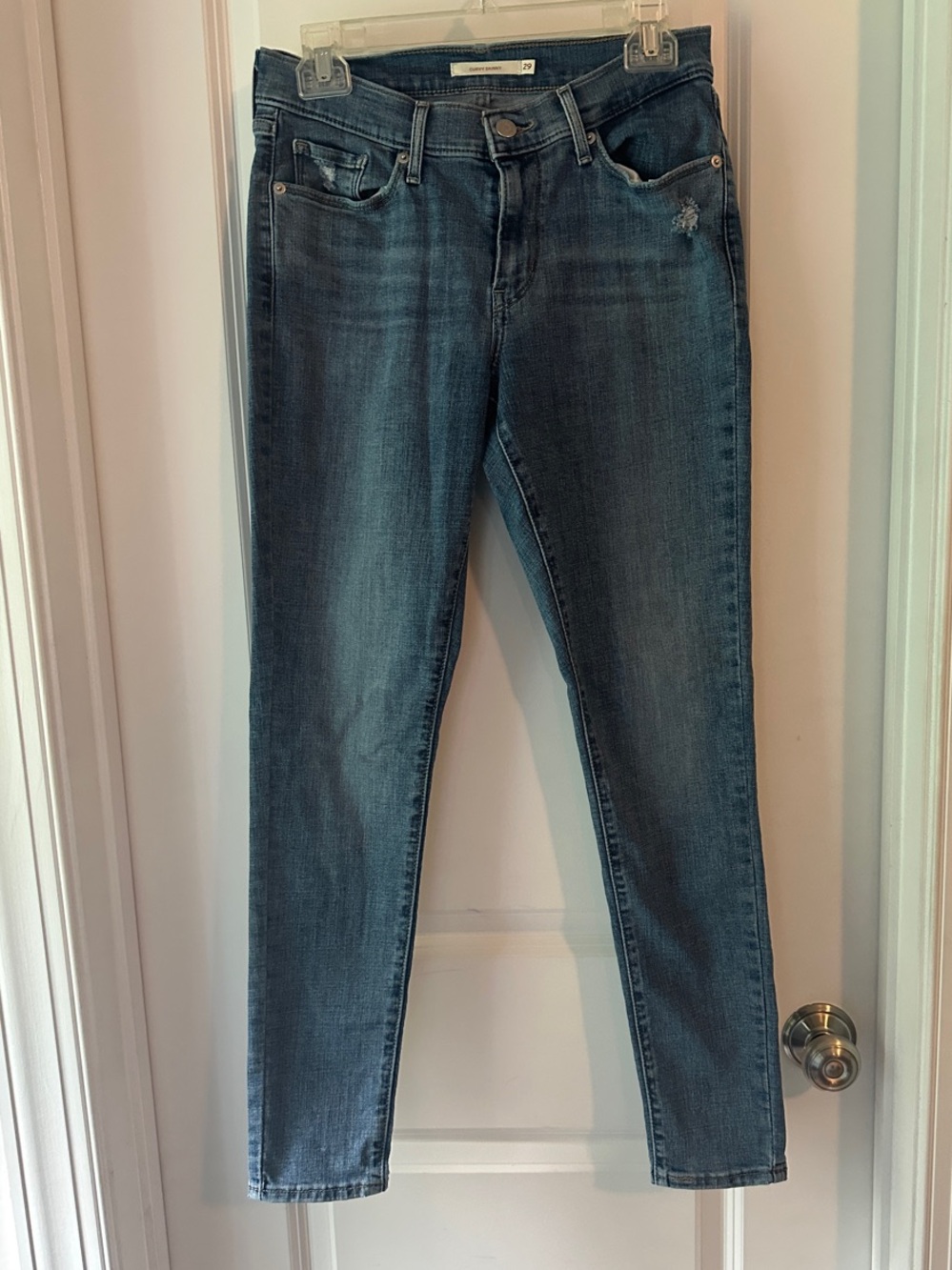 Levi's Dark Blue Skinny Jeans with Subtle Fading stretchy
